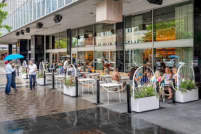 Med vilje romanforfatter galdeblæren Nola furnishes the outdoor seating at the Nordic Light Hotel | Nola®